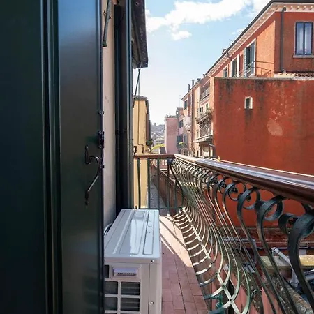 Ca' Giorgia Balcony House Appartement Venetië Buitenkant foto